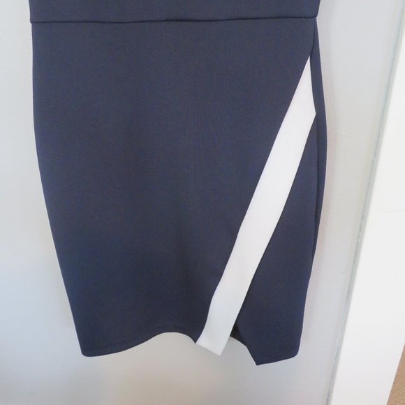 Navy blue and white dress - Picture 4 of 5